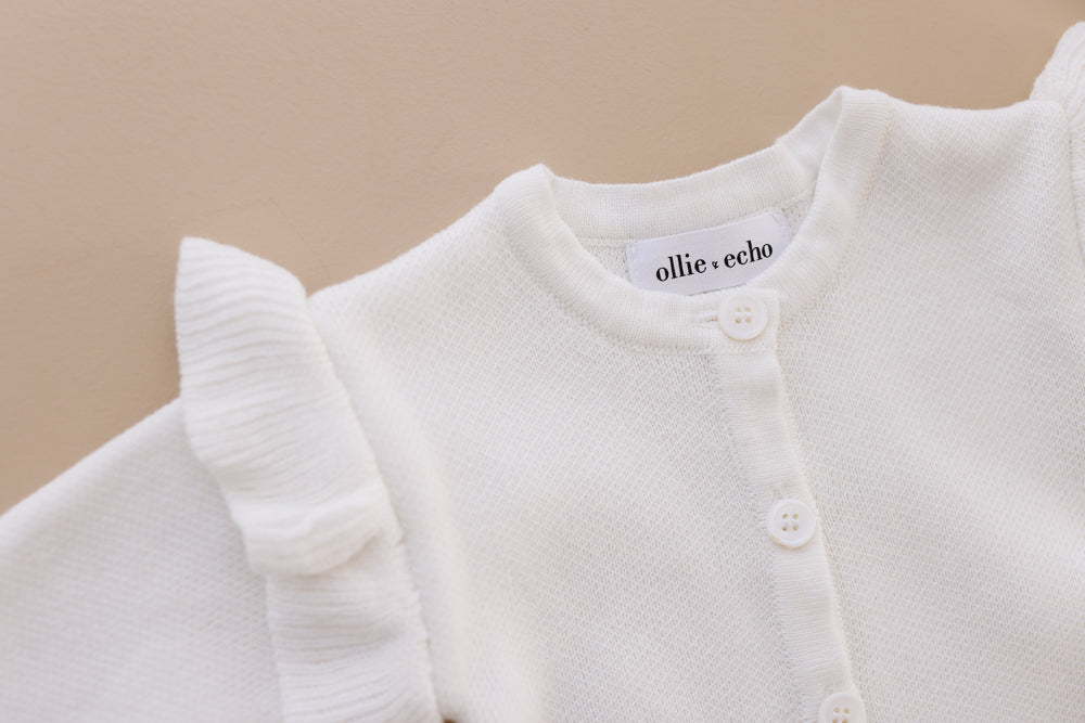 Ollie and Echo | Knitted Ruffle Frill