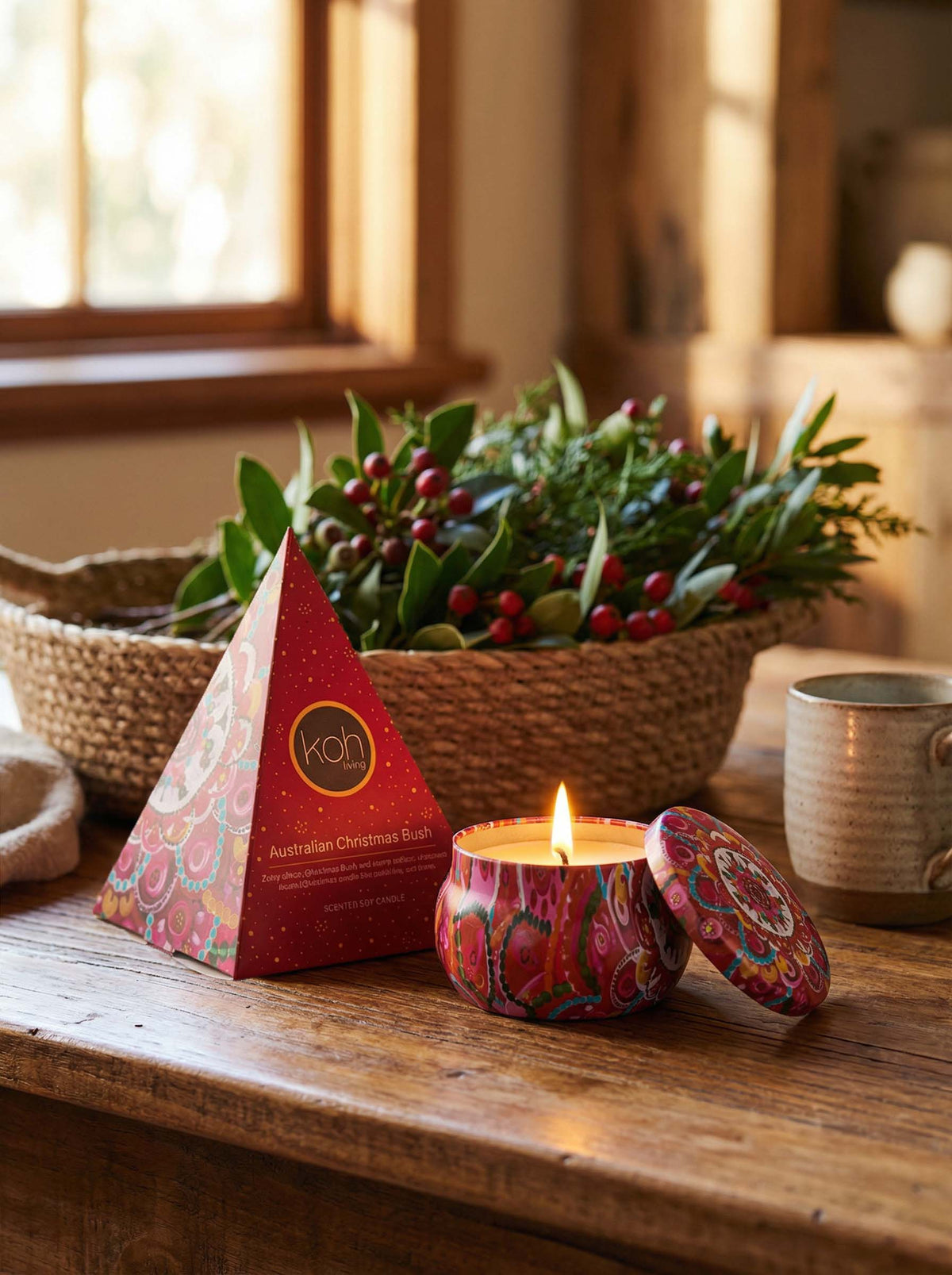 Christmas Bush scented candle tin (view 3)