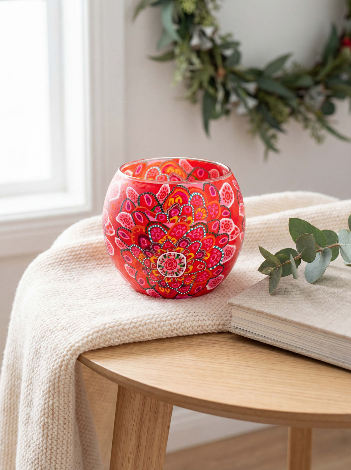 Gathering of Hearts tealight candle holder (view 2)