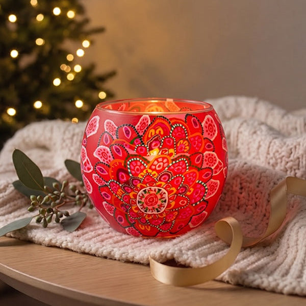Gathering of Hearts tealight candle holder (view 3)