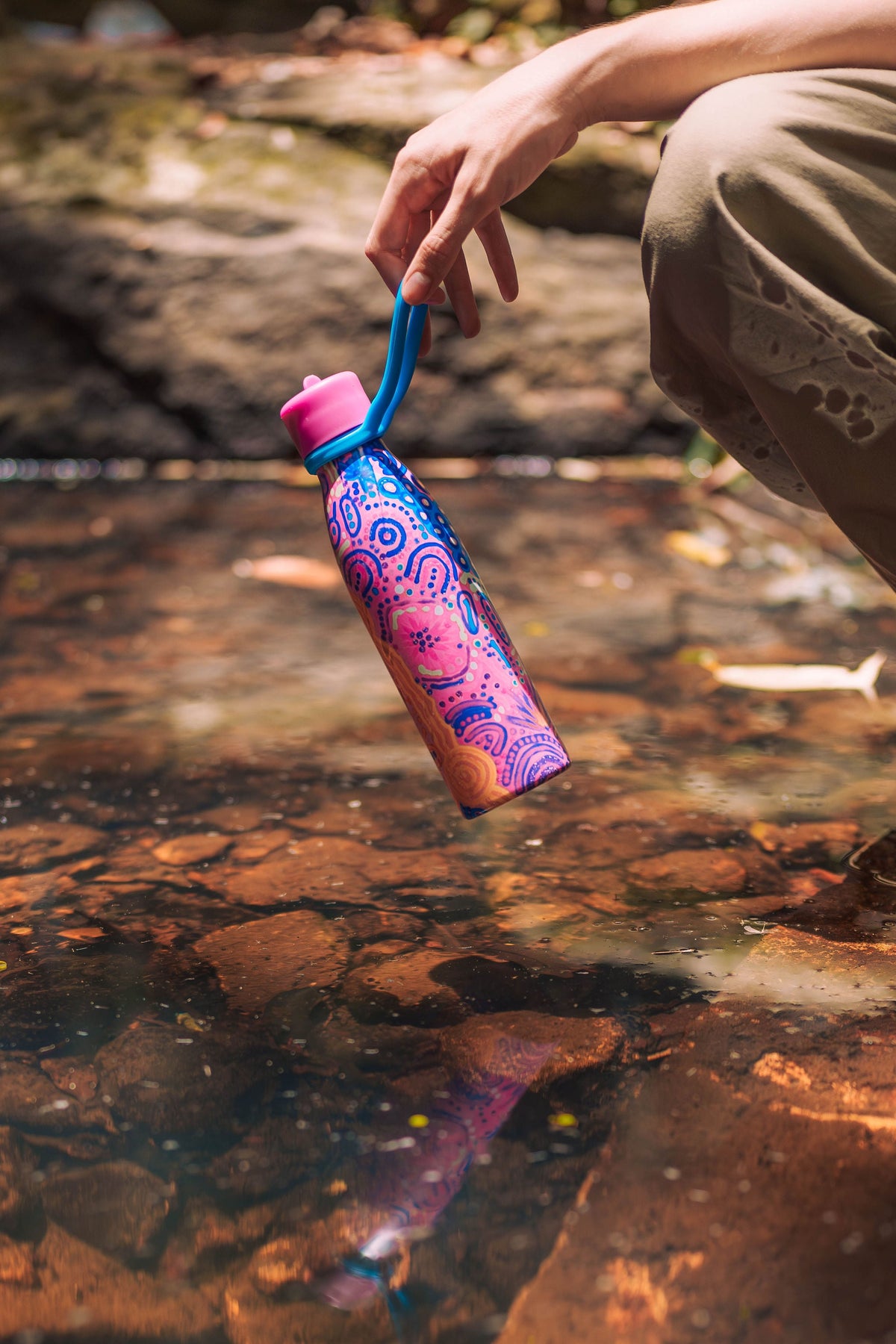 Women's Love Story Aboriginal art insulated water bottle by Khatija Possum, Koh Living (view 3)
