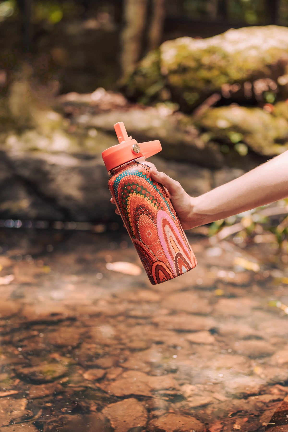 Home Aboriginal art insulated water bottle by Jacinta-Rai Ridgeway-Maahs, Koh Living (view 3)