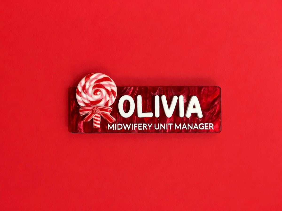Pin backing and magnetic backing options for the Christmas name badge
