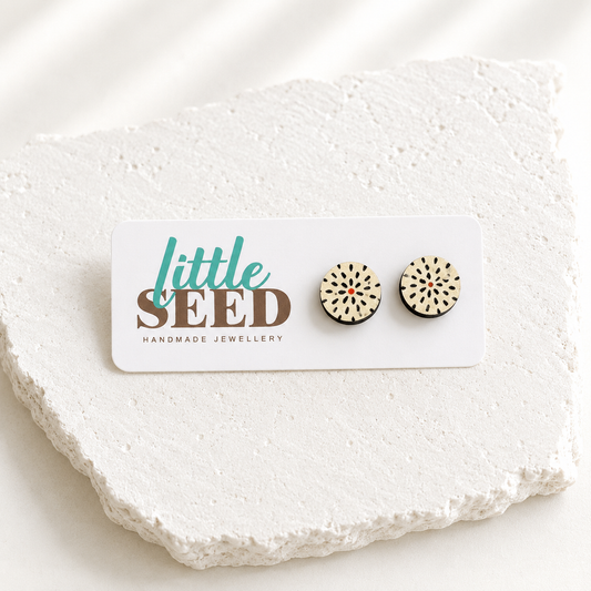 Wooden Stud Earrings Cream Daisy