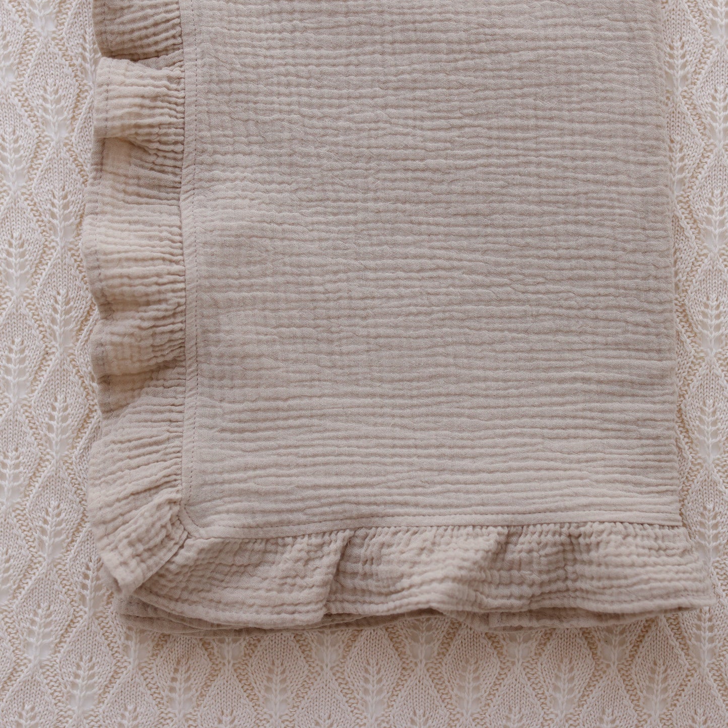 Ollie and Echo | Cotton Muslin Frill Swaddle Beige